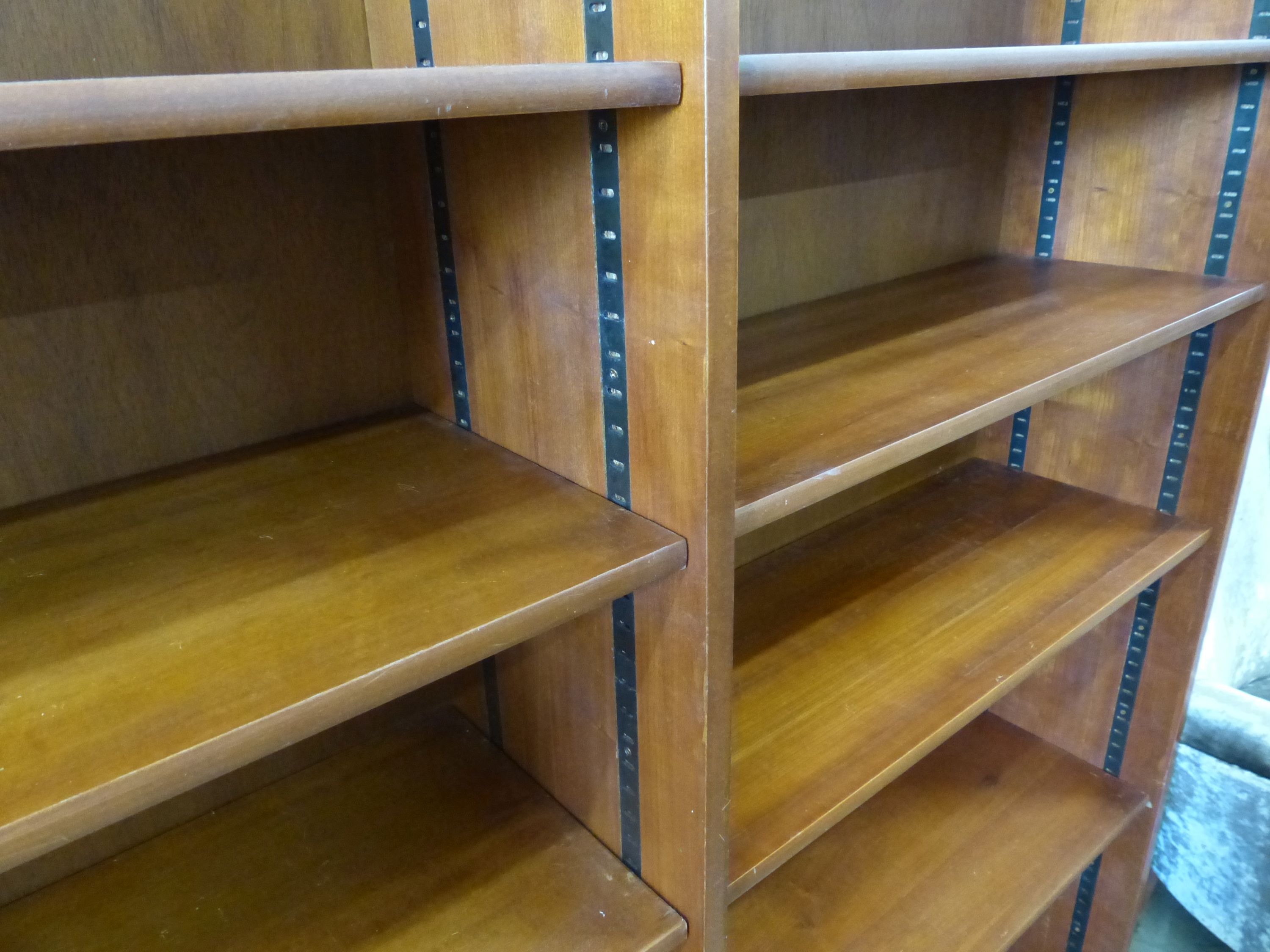 A reproduction mahogany open bookcase, width 152cm depth 30cm height 184cm